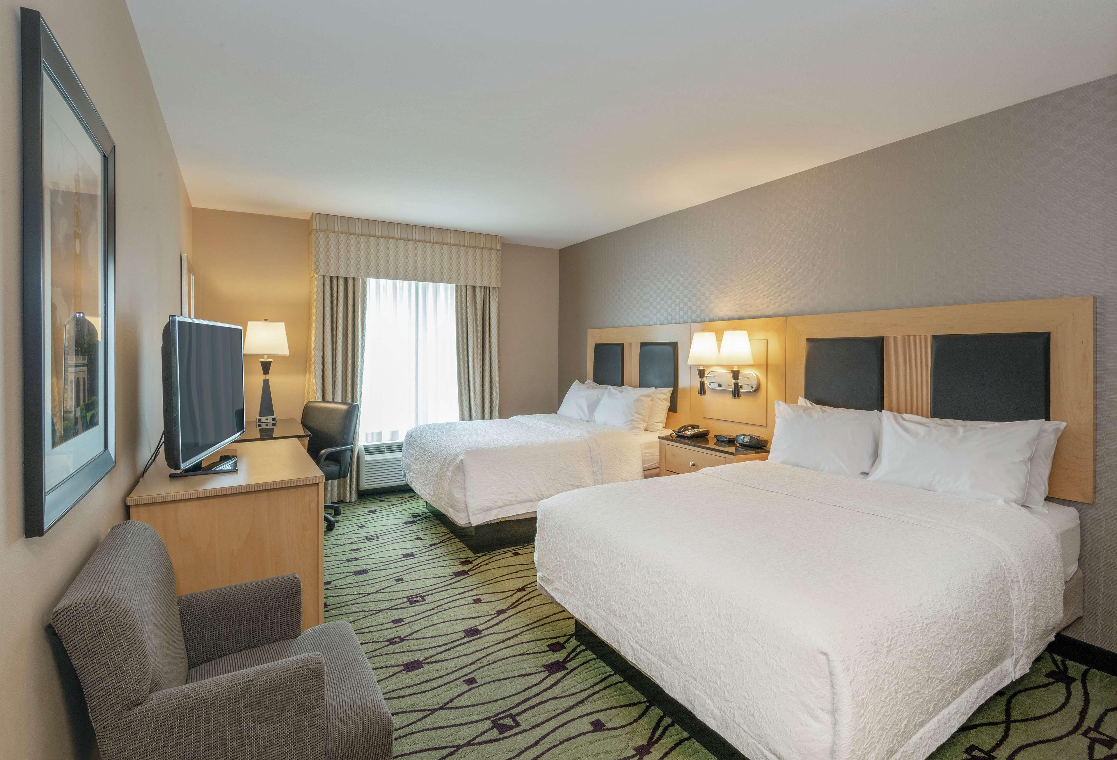 Hampton Inn & Suites Crabtree Ралі Екстер'єр фото